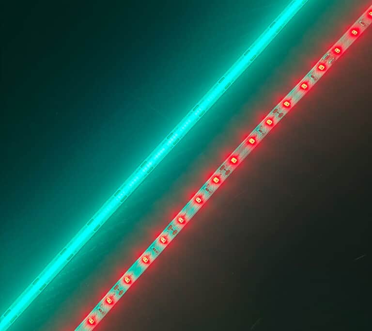 Im Vergleich zu SMD-Streifen sind COB-LED-Streifen heller