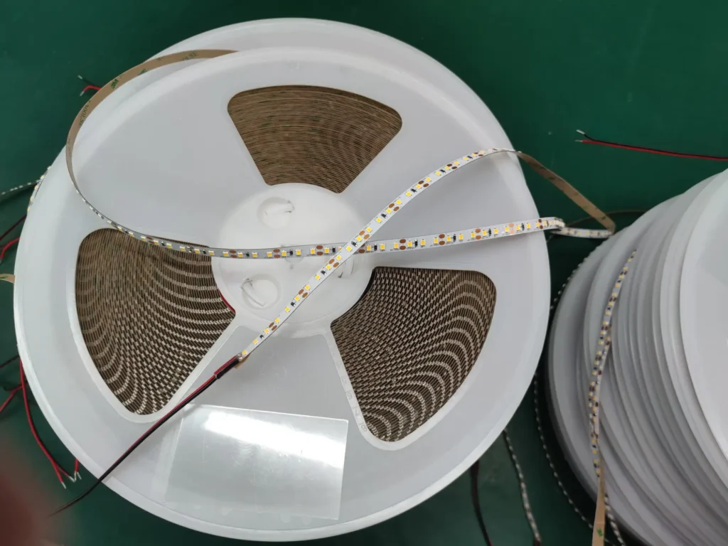 50W per reel DC24V strip light 50W per reel DC24V strip light