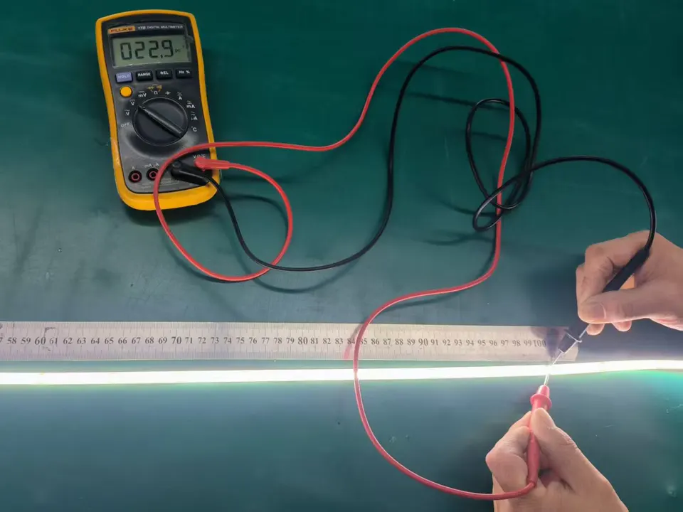 LED灯带压降综合试验报告