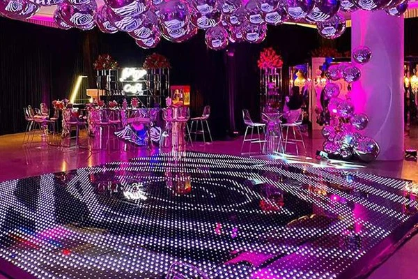 ナイトクラブの LED ディスコ ダンス フロア ナイトクラブの LED ディスコ ダンス フロア
