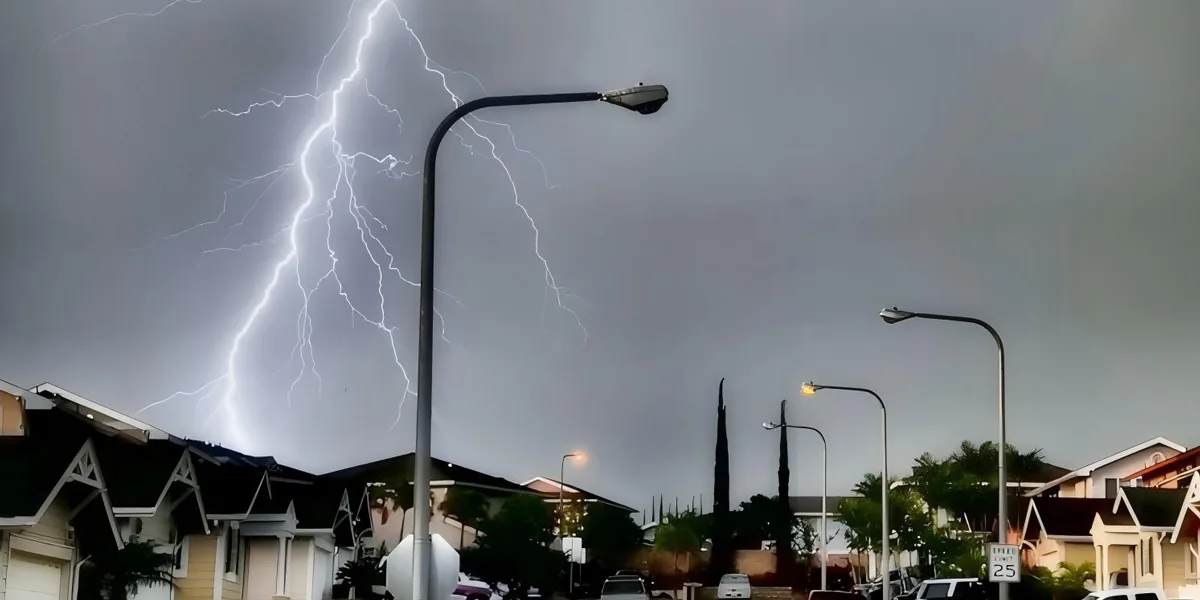Primaire bronnen van overspanningen in LED-straatverlichtingssystemen
