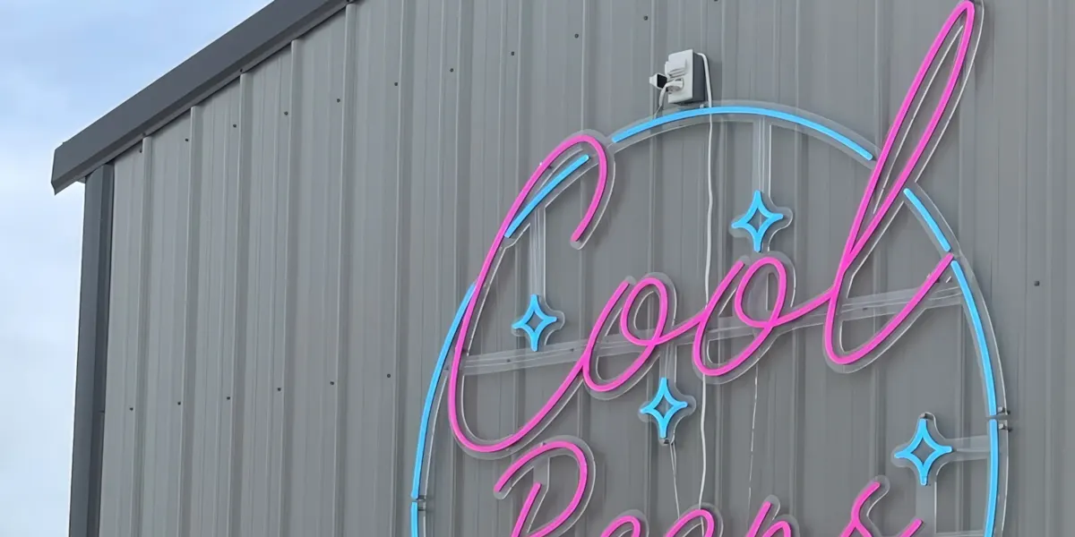 Outdoor Neon Signs Commercial Wiring Tips & Installation Best Practices Outdoor Neon Signs Commercial Wiring Tips & Installation Best Practices