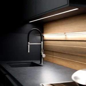 solderless-under-cabinet-lighting-system